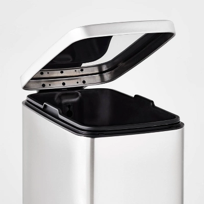 45L Slim Step Trash Can - Brightroom™ 2 45L Slim Step Trash Can - Brightroom™ - Image 2