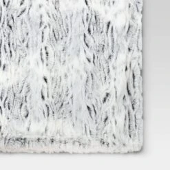 Tipped Snow Leopard Faux Fur Reversible Throw Blanket - Threshold™ -Home Decor Sales GUEST d3196147 7f14 4b50 abe0 744936275f06